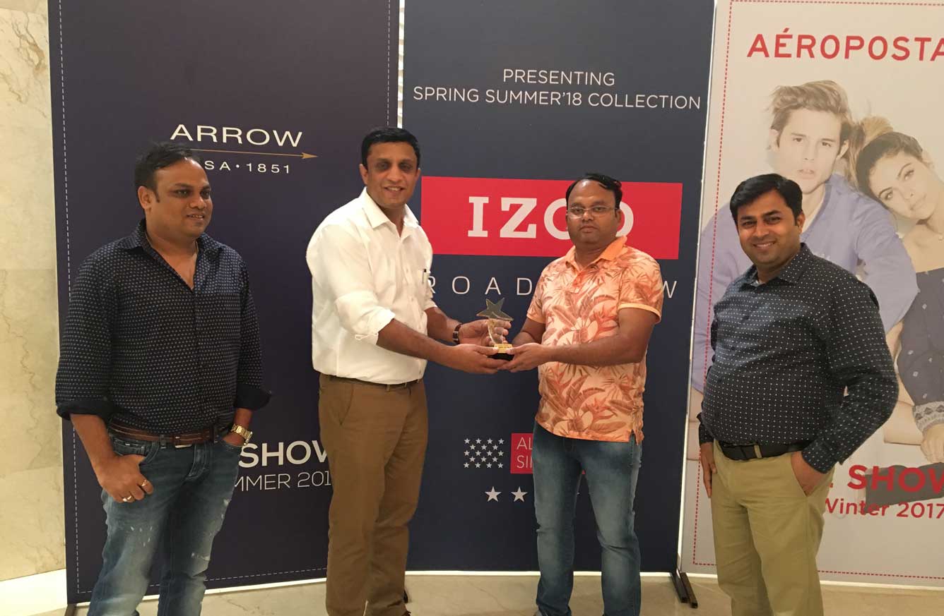 Arrow Izod Award ceremony